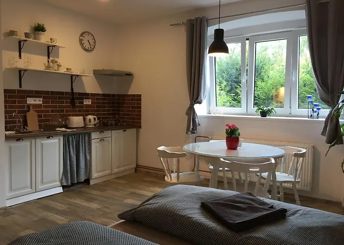 Lägenhet Apartmany Pod Kamenem *